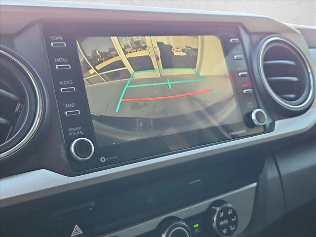 Used 2020 Toyota Tacoma SR5 RWD image 13
