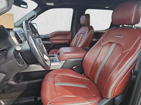 Used 2018 Ford F150 Platinum w/ Equipment Group 701A Luxury image 24