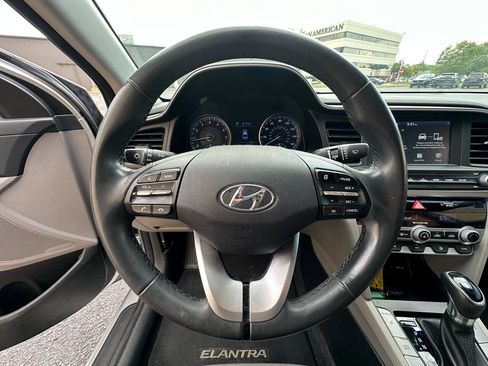 Used 2019 Hyundai Elantra Value Edition image 14