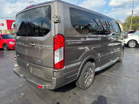 Used 2018 Ford Transit 150 130 Low Roof w/ Exterior Upgrade Package RWD image 5