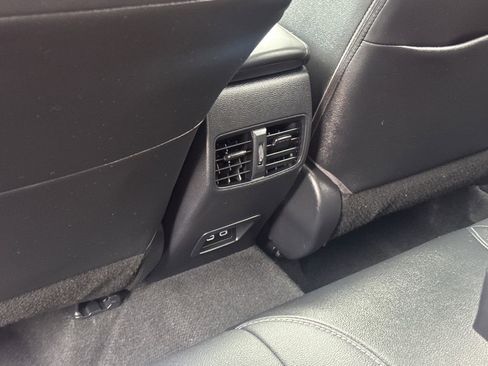 Used 2024 Toyota Corolla Cross XLE w/ Convenience Package image 36