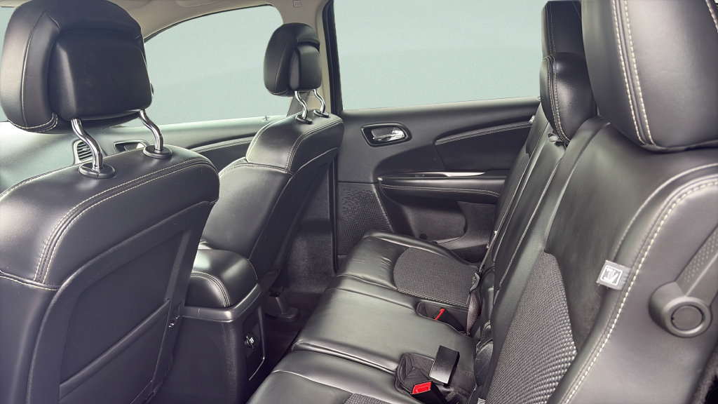 Used 2017 Dodge Journey Crossroad FWD image 24