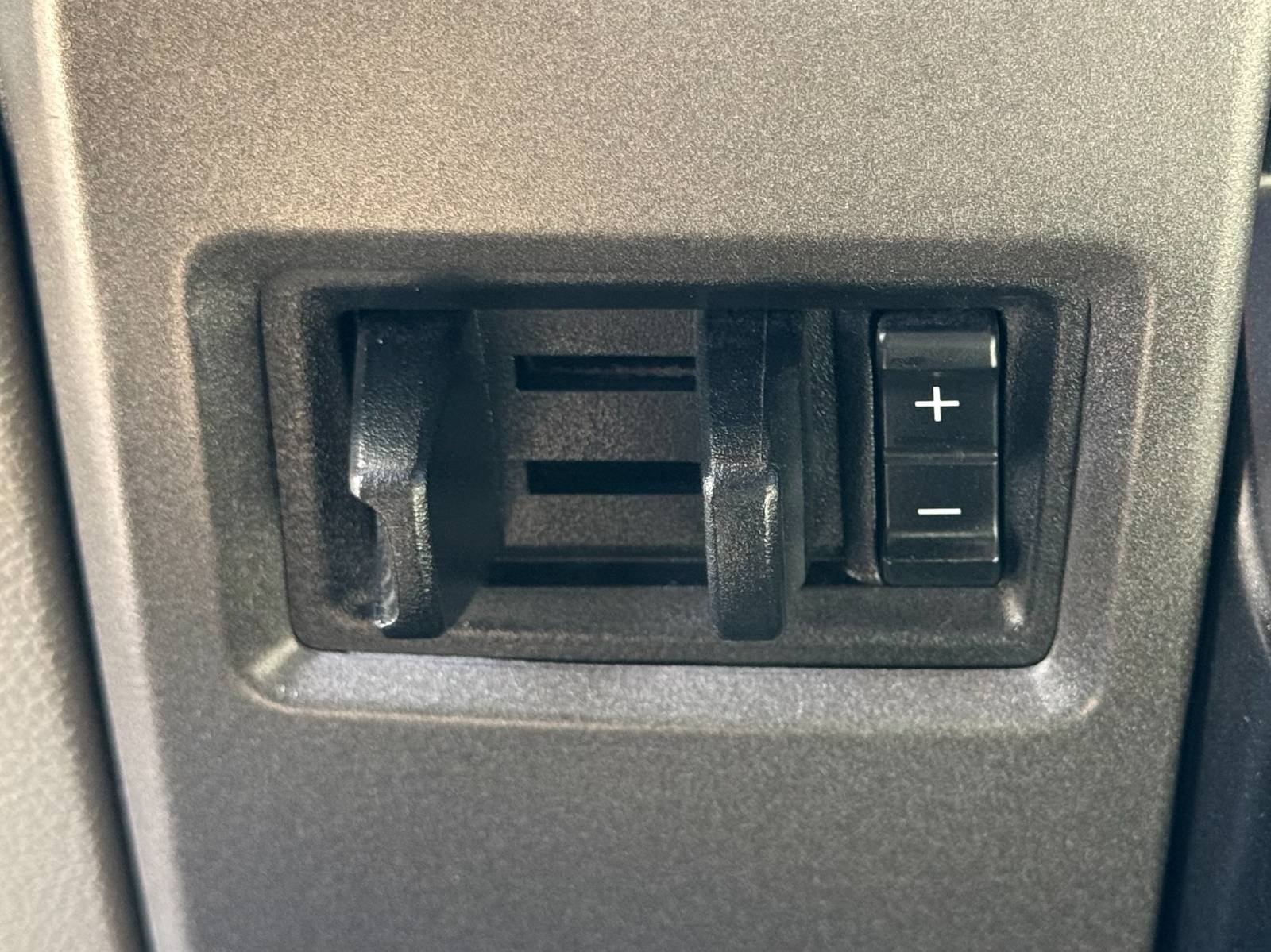 Used 2022 Ford F250 XL w/ Power Equipment Group RWD image 38