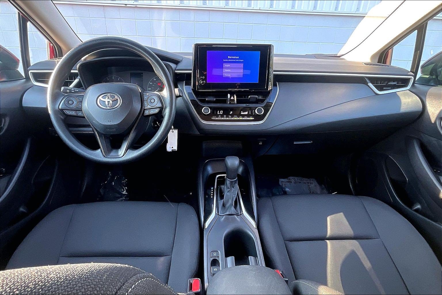 Used 2025 Toyota Corolla LE FWD image 18