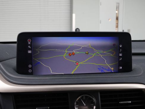 Used 2022 Lexus RX 350L Luxury image 22