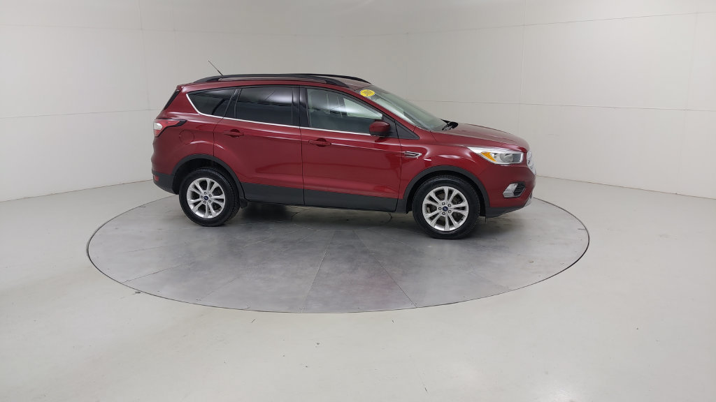 Certified 2018 Ford Escape SE FWD image 11