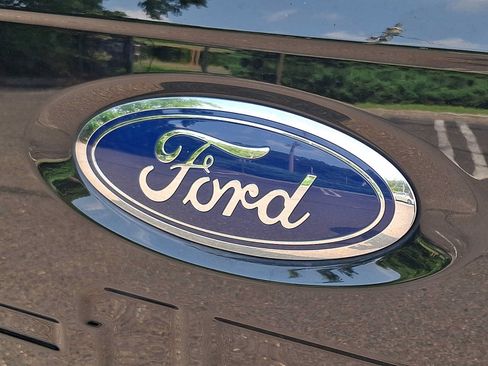 Used 2022 Ford F150 XLT w/ Equipment Group 302A High AWD/4WD image 30