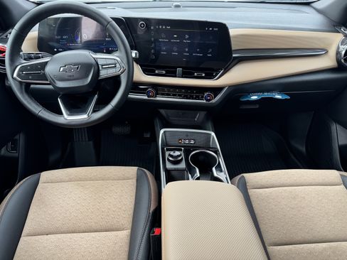 Certified 2026 Chevrolet Equinox ACTIV w/ LPO, Floor Liner Package image 17