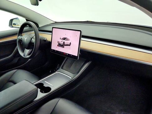 Used 2023 Tesla Model 3 Standard Range RWD image 29