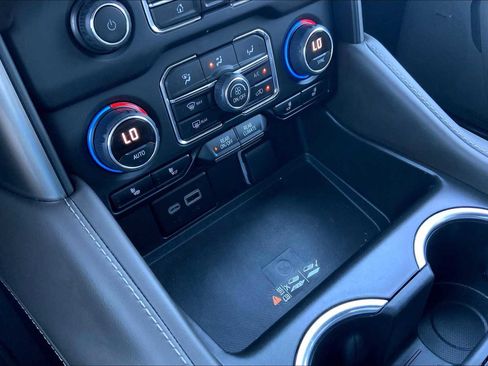 Used 2023 Chevrolet Tahoe Z71 w/ Luxury Package image 62