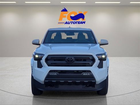 New 2026 Toyota Tacoma SR5 image 8