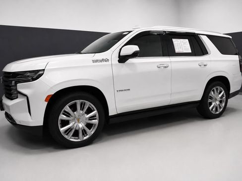 Used 2021 Chevrolet Tahoe High Country AWD/4WD image 2
