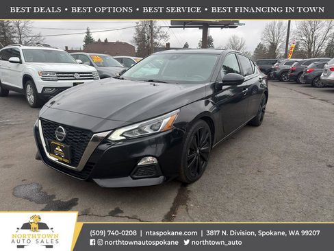 Used 2020 Nissan Altima 2.5 SR image 1