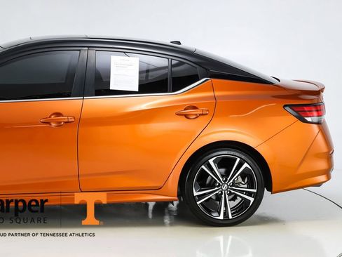 Used 2021 Nissan Sentra SR w/ SR Premium Package image 4