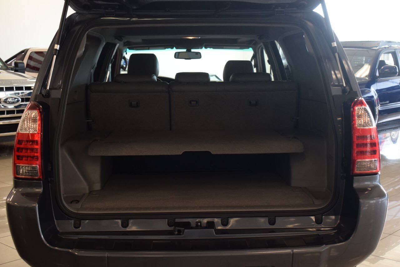 Used 2007 Toyota 4Runner Limited AWD/4WD image 10