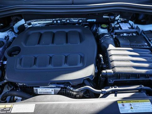 New 2026 Volkswagen Tiguan SE image 19