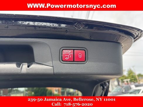 Used 2021 Mercedes-Benz GLC 300 4MATIC image 22