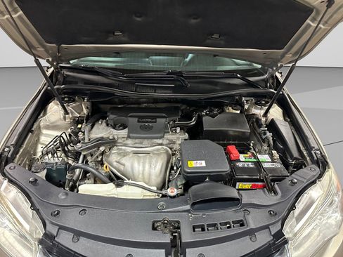 Used 2017 Toyota Camry LE FWD image 26