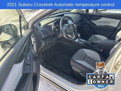 Used 2021 Subaru Crosstrek 2.0i Premium image 12