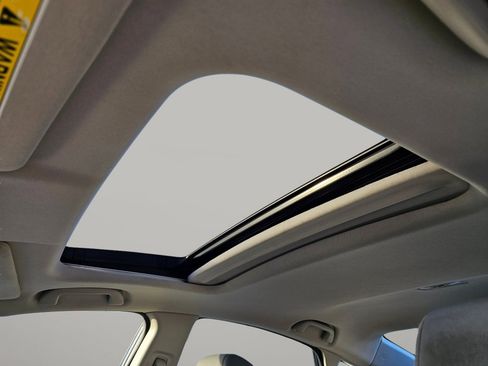 Used 2018 Honda Civic EX image 5