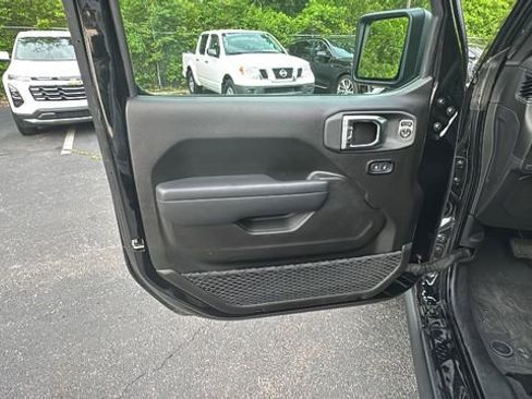 Used 2025 Jeep Wrangler Unlimited Sport S 4xe AWD/4WD image 10