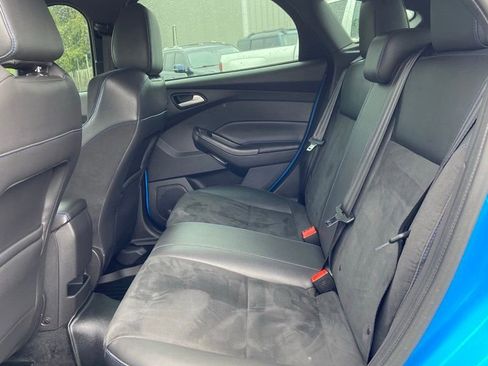 Used 2017 Ford Focus RS AWD/4WD image 12