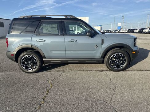 New 2025 Ford Bronco Sport Outer Banks w/ Outer Banks Tech Package+ AWD/4WD image 4
