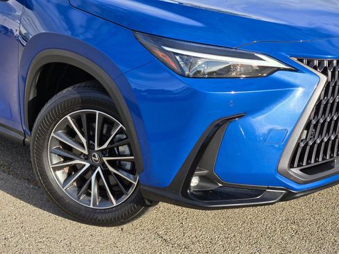 Used 2024 Lexus NX 350h AWD w/ Premium Package image 2