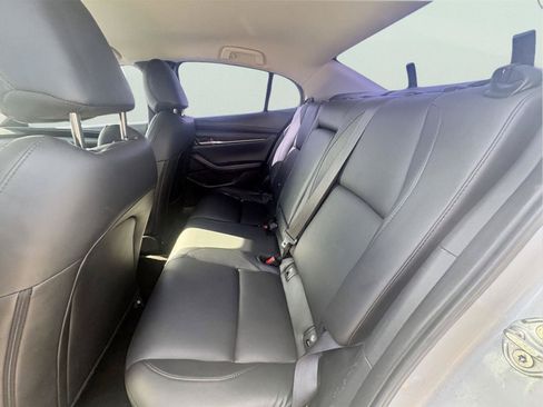 Used 2024 MAZDA MAZDA3 s FWD image 11