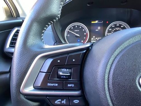 Used 2023 Subaru Forester Limited image 23