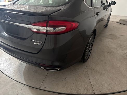 Used 2018 Ford Fusion Titanium image 34