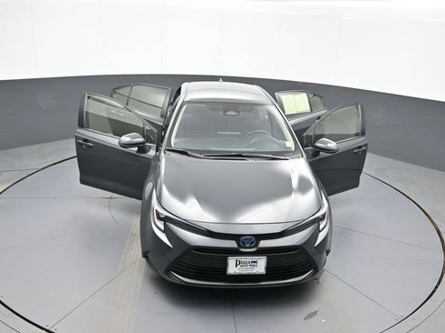 Certified 2024 Toyota Corolla LE image 44