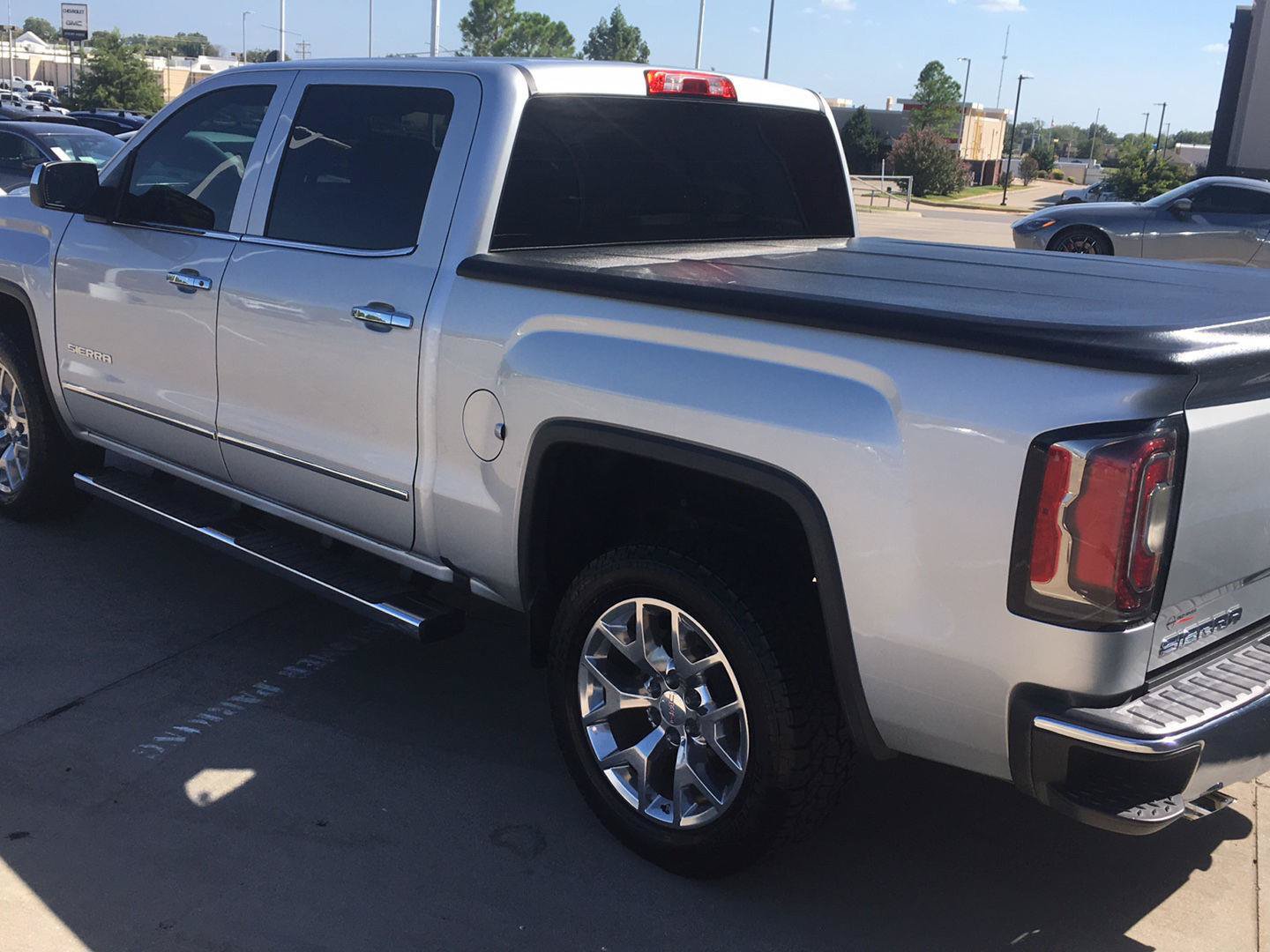 Used 2018 GMC Sierra 1500 SLT w/ SLT Premium Package RWD image 19