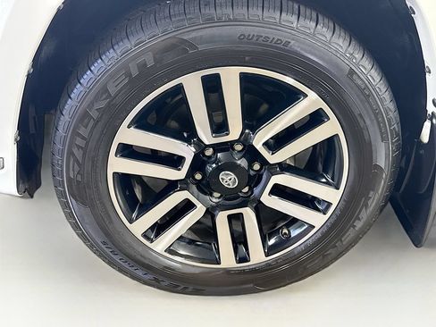 Used 2014 Toyota 4Runner Limited RWD image 39