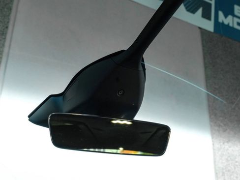 Used 2023 Tesla Model X Plaid image 51