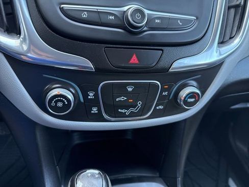 Used 2020 Chevrolet Equinox LS w/ LS Convenience Package AWD/4WD image 31