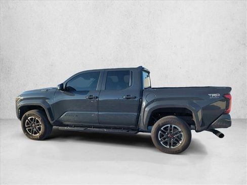 Certified 2026 Toyota Tacoma TRD Sport AWD/4WD image 5