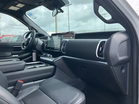 New 2026 Ford Expedition Max Platinum AWD/4WD image 12