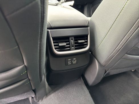 Used 2025 Subaru Outback Onyx Edition AWD/4WD image 24