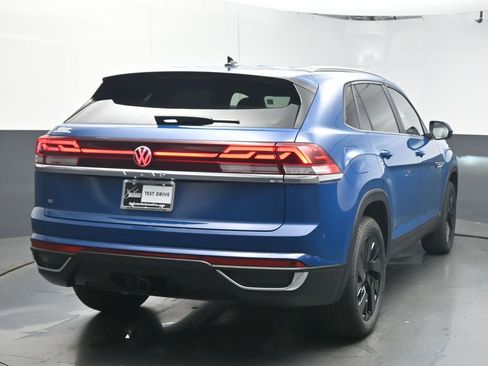 New 2026 Volkswagen Atlas Cross Sport SE FWD image 7
