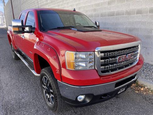 Used 2012 GMC Sierra 2500 SLT w/ SLT Convenience Package AWD/4WD image 9