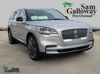 Certified 2020 Lincoln Aviator Reserve w/ Equipment Group 202A AWD/4WD video 1