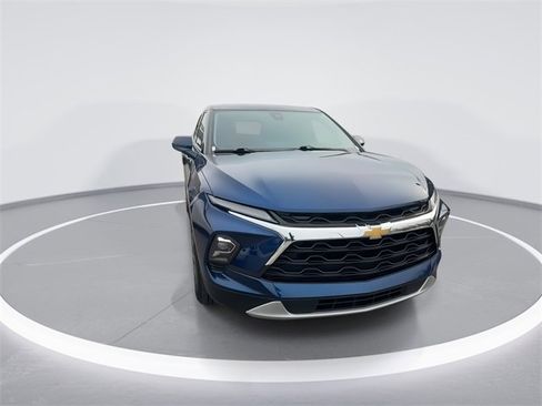 Used 2023 Chevrolet Blazer LT w/ Driver Confidence Package image 3