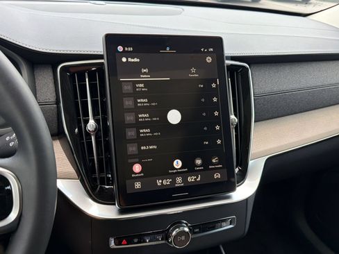 New 2026 Volvo XC90 B5 Plus w/ Protection Package AWD/4WD image 18