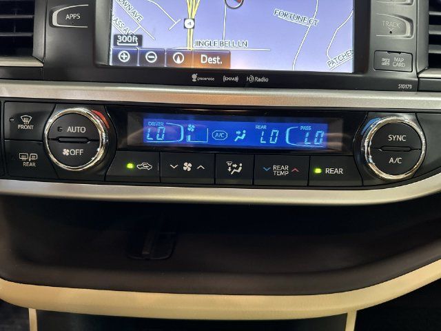 Used 2017 Toyota Highlander XLE FWD image 21