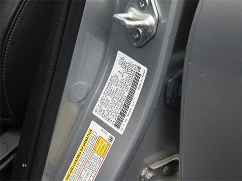 Used 2025 Honda Civic Sport image 4