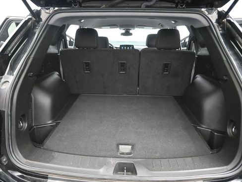 Used 2025 Chevrolet Blazer LT FWD image 15