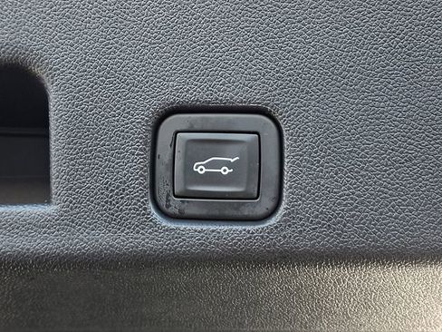 Used 2024 GMC Acadia AT4 w/ LPO, Floor Liner Package image 33