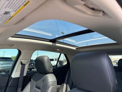 Used 2021 Buick Envision Essence w/ Technology Package I FWD image 18