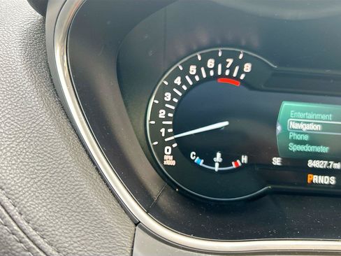 Used 2017 Lincoln MKX Reserve w/ Lincoln MKX Climate Package FWD image 43